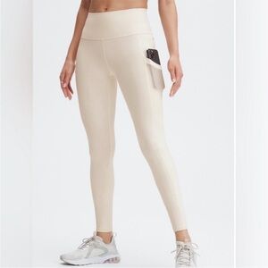 ✨$28✨NWT• Fabletics•On-The-Go PowerHold® High-Waisted Legging | Egret| Medium